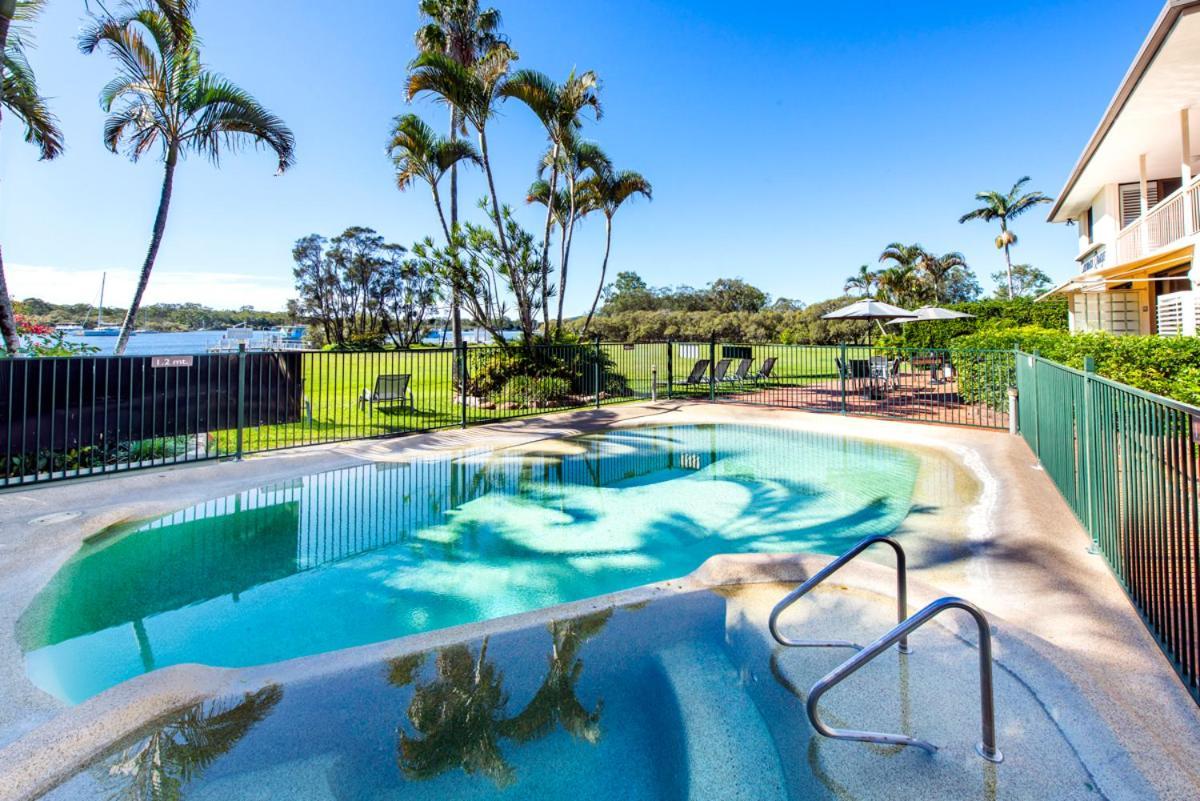 Cayman Quays Motel Noosaville Exterior photo